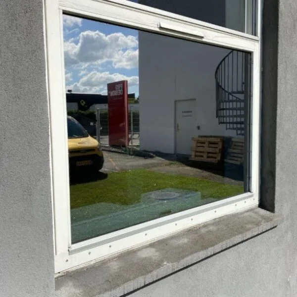 Chrome 245 XC, UDVENDIG SOLFILM